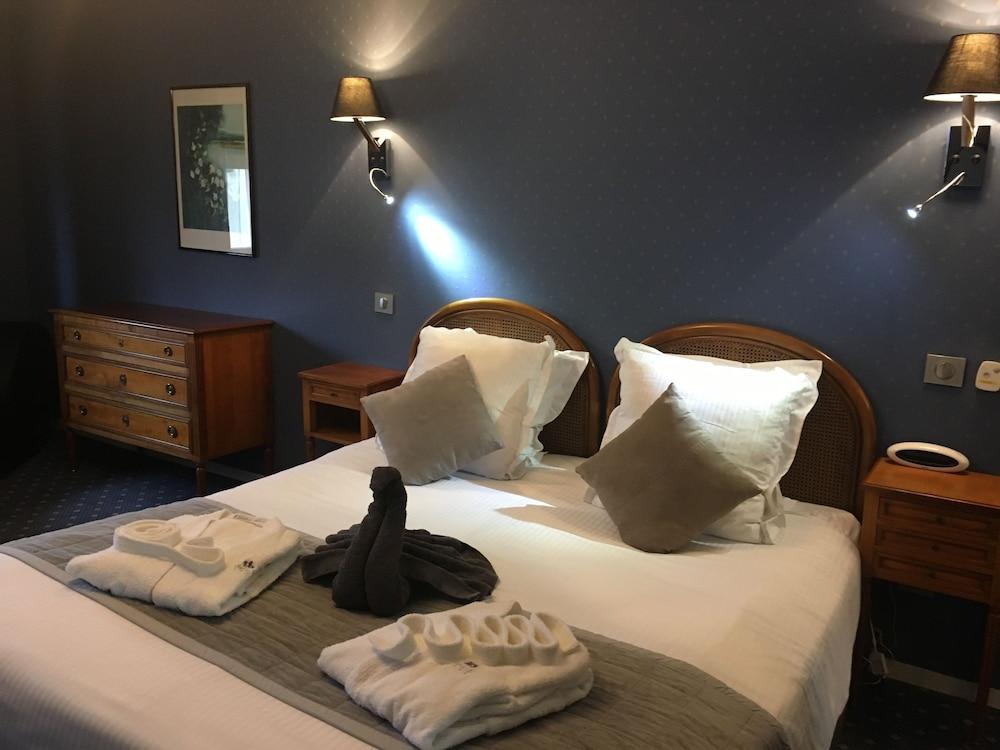 Henry Ii Beaune Centre 4*