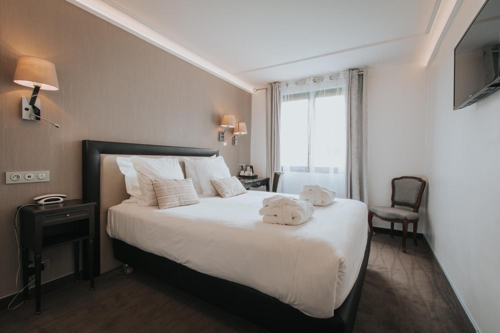 Henry Ii Beaune Centre 4*