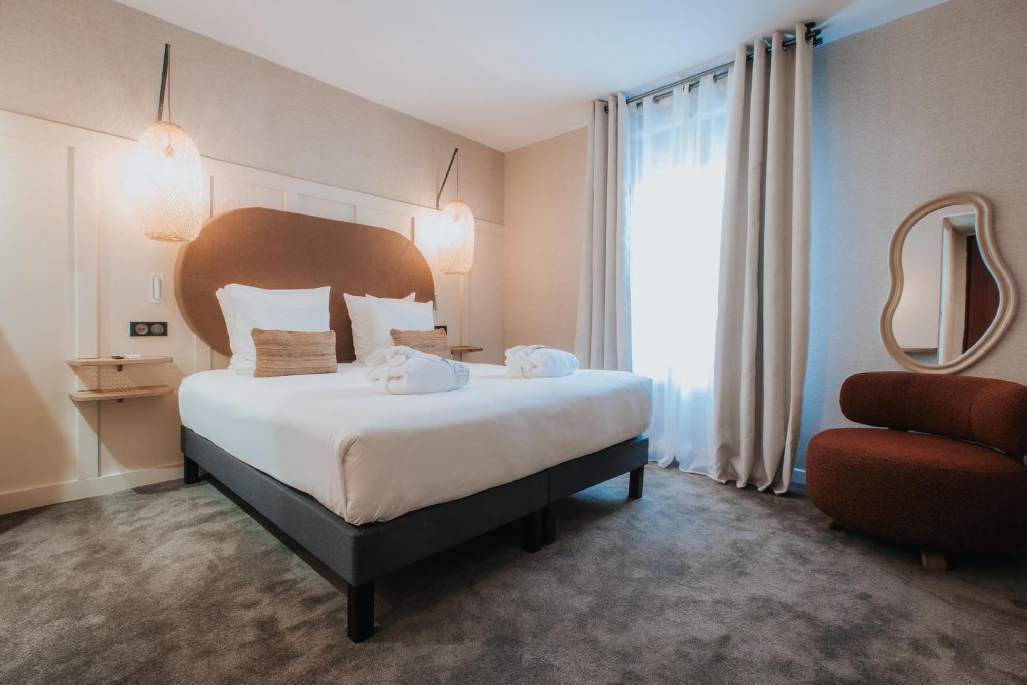 Hotel Henry Ii Beaune Centre 4*